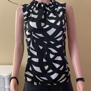 🥀Satin mock neck sleeves shell🥀